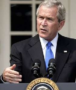 بوش" يعترف بإصدار أوامر تعذيب المعتقلين في قضايا "الإرهاب"