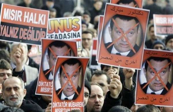 تظاهرات مردم تركيه در حمايت از انقلاب مردم مصر