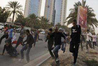 كشتار مردم مسلمان بحرين را متوقف کنید!!!