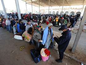 آواره گی؛ بلایی که صدها هزار نفر را در لیبی گرفتار کرده است