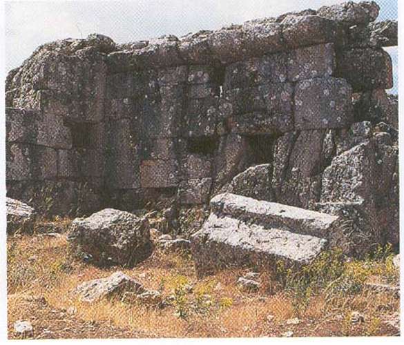 بقاياي يك معبد مربوط به دوران روم باستان در بكا