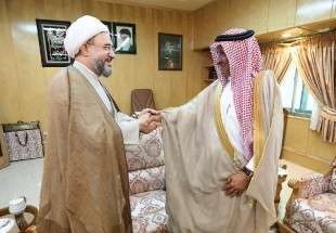 اية الله الاراكي والسفير السعودي لدى طهران