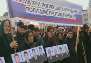 الشيشانيون يتظاهرون ضد الإرهاب في وسط غروزني