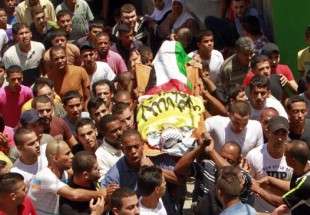 Israeli forces attack West Bank funeral, injure 30