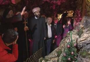 افتتاح مغارة الميلاد في بعلبك بحضور رجال دين مسلمين ومسيحيين