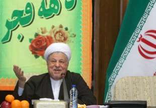 هاشمي رفسنجاني : الثورة الاسلامية تجاوزت المنعطفات والصعوبات