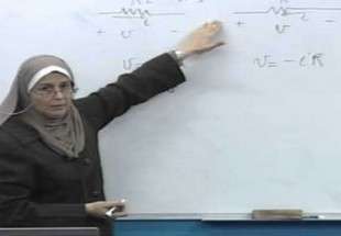 عالمة فيزياء من غزة تحصد جوائز دولية