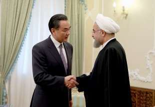 تاکید بر افزایش رایزنی و همکاری های تهران -پکن/ روحانی:برقراری روابط راهبردی درمقطع کنونی ضروری است