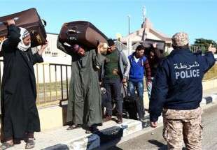 Beheadings prompt 25,000 Egyptians to leave Libya
