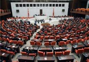 پارلمان ترکیه مجوز عملیات نظامی در خاک سوریه و عراق را تمدید کرد