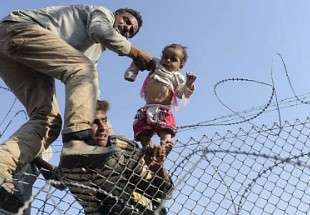 بمباران ها و جنگ های پی در پی غرب عامل اصلی بحران پناهندگان در اروپا است