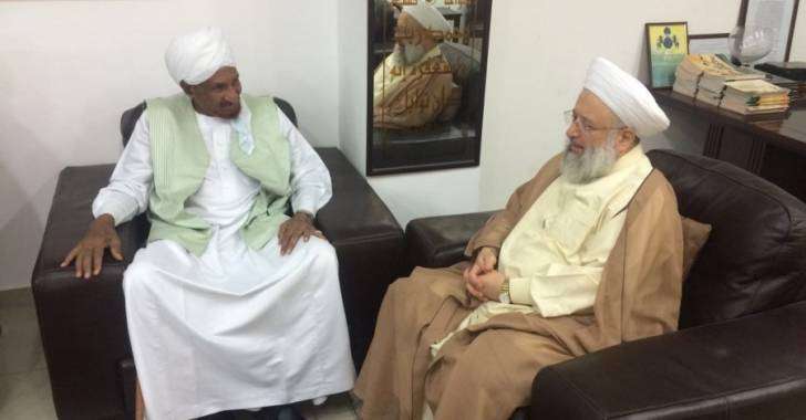 الشيخ حمود التقى الصادق المهدي وناقشا الأوضاع العربية والإسلامية في المنطقة