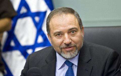 Hardliner Avigdor Liberman sworn in as Israel war minister