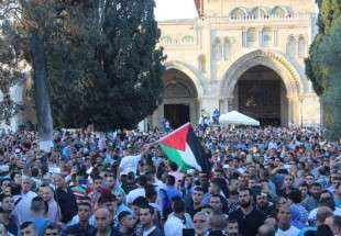 حضور فلسطینیان در مسجدالاقصی در روز قدس