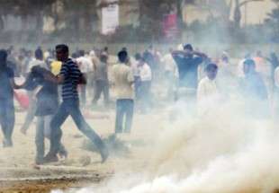حمله مزدوران آل خلیفه به تظاهرکنندگان بحرینی