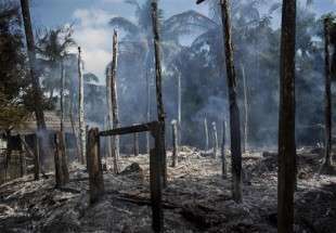 به آتش کشیدن منازل مسلمانان در میانمار