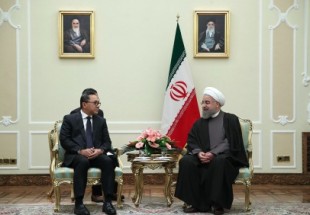 روحاني يدعو للتشاور والتعاون بين ايران واندونيسيا في مكافحة الارهاب