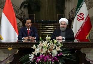 روحاني : تعاون ایران واندونیسیا لصالح الأمن فی المنطقة والعالم الاسلامي