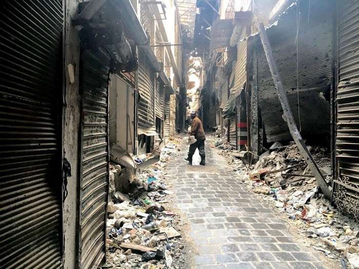 یکی از خیابان های تاریخی مرکز حلب، سال 2016 میلادی