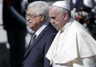 Abbas, reçu par le pape, inaugure l