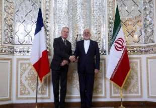 دیدار وزرای خارجه ایران و فرانسه در تهران/ظریف:مردم ایران هیچگاه دفاع از خود را به اجازه طرف‌های دیگر موکول نمی‌کنند