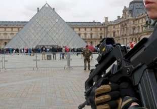 إحباط هجوم إرهابي على متحف اللوفر في فرنسا