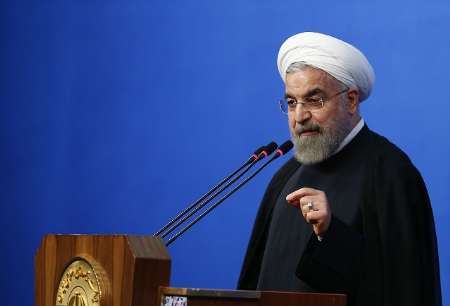 روحاني: الفكر والقلم والرأي الحر عوامل انتصار الثورة الاسلامية