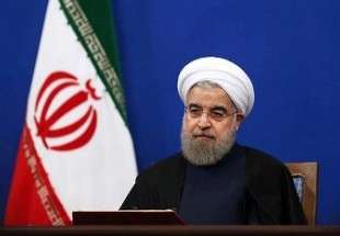 الرئيس روحاني يؤكد على ضرورة التمسك باهداف الثورة والوحدة الوطنية