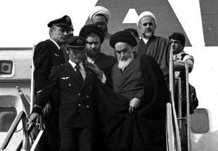 ایران کی سرزمین پر امام خمینی (رہ) کا انقلاب نور بن کر ظاہر ہوا