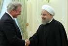 الرئيس روحاني: ايران تلتزم بالاتفاق النووي طالما التزم الطرف الآخر به