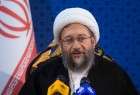 Larijani urges firm reaction to US threats