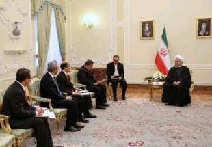 روحانی: تهران از گسترش و تعمیق همکاریها با جاکارتا استقبال می کند