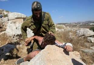 Cisjordanie: les Palestiniens manifestent et les colons israéliens tirnet en l
