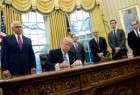 Trump signe un décret migratoire à nouveau contesté