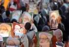 تداوم تحصن مردم بحرین در اطراف منزل شیخ عیسی قاسم/ انتقال روحانی بحرینی به زندان الحوض الجاف