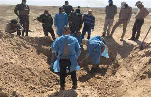 العثور على رفات المئات داخل سجن في الموصل