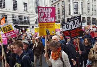 Britons hold massive rally against Islamophobia, racism