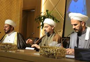 رجال دين سنة "يجتمعون" في حرم الإمام الحسين ويكشفون عن دور للمخابرات الدولية في العراق