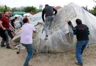حمله شهروندان ترکیه به اردوگاه پناهجویان سوری