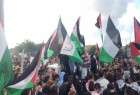تظاهرات مردم فلسطین در اعتراض به تداوم توقیف جنازه شهدای انتفاضه/رویارویی فلسطینیان با شهرک نشینان اسرائیلی در نزدیکی مسجد الاقصی