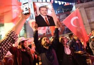 تركيا : التصويت على التعديلات الدستورية بفارق بسيط مع المعارضين