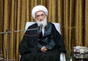 Cleric highlights Islamic unity as solution against US