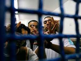 إضراب الأسرى الفلسطينيين مستمر.. والعدو يصعّد اجراءاته القمعية