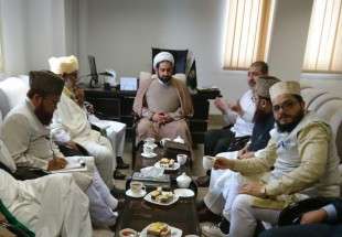 دیدار هیاتی متشکل از علما و اندیشمندان هند با مدیر مجمع الحوار الاسلامی