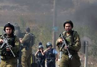 Israeli soldiers clash with Palestinians, injure several people