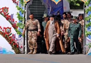 قائد الثورة : الانتخابات مصدر عز للجمهورية الاسلامية الايرانية