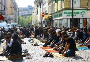 فرنسا: شهر رمضان المبارك شهر العيش المشترك