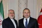 وزيرا الخارجية الايراني والتركي يبحثان هاتفيا التطورات الاخيرة في المنطقة