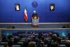 الرئیس روحاني: نجاحات ایران رهن لتضحیات الشهداء