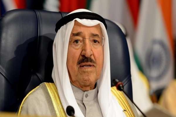 أمير الكويت يرسل مبعوثين إلى السعودية وقطر في محاولة أخيرة لاحتواء أزمة دول الخليج الفارسي